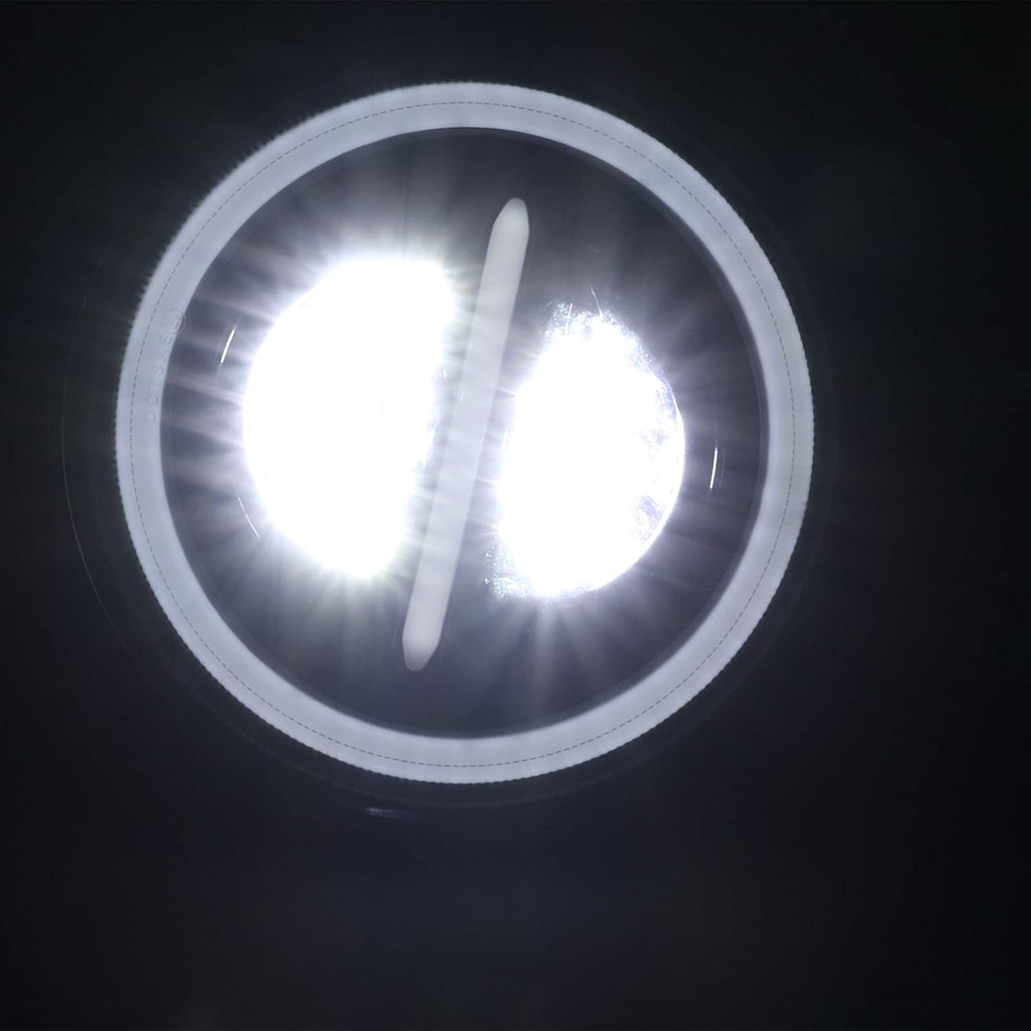 Универсален 7 инча 18см ЛЕД LED фар лампа халоген 12V-24V къси/дълги с DRL дневни светлини мигач бяло-жълто 7500lm за АТВ джип мотоциклет камион трактор и др.