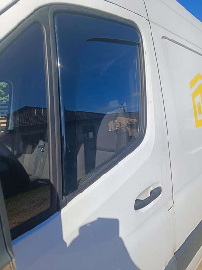 Комплект от 2бр. ветробрани за Mercedes Sprinter W907 след 2018
