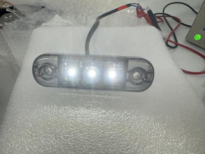 LED Диоден Габарит Маркер бял с тъмно опушено стъкло Е-Mark 12V-24V с 30см кабел