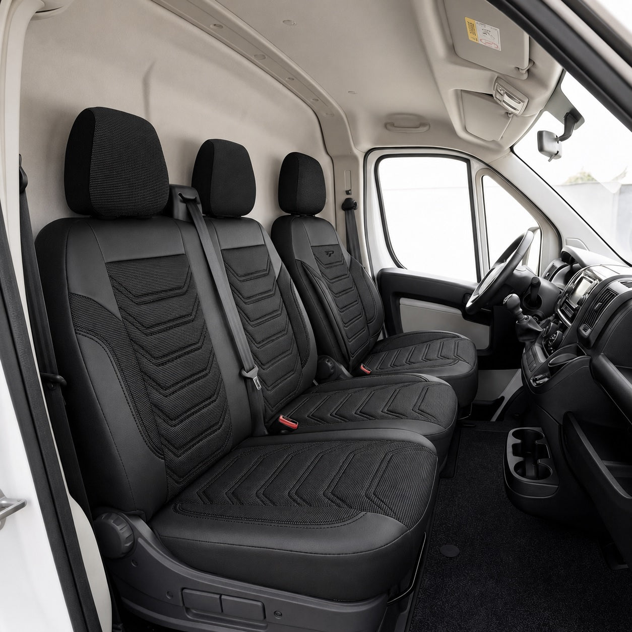 Комплект луксозна тапицерия PANDA за FORD TRANSIT MK8 2014-2023, Еко кожа и текстил, Черно/Сиво