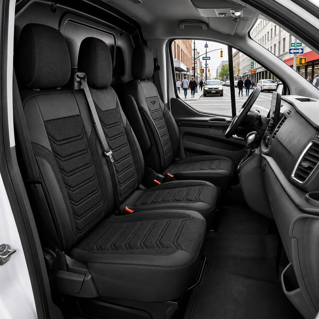 Комплект луксозна тапицерия PANDA за RENAULT TRAFIC III 2014- / OPEL VIVARO B 2014-2019, Еко кожа и текстил, Черно/Сиво