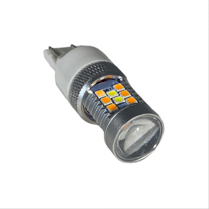 ДИОДНА КРУШКА T20 С 28 ДИОДА 2835 И ЛУПА - КОМБИНИРАНА ЗА МИГАЧ И ДНЕВНИ СВЕТЛИНИ