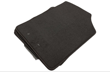 Мокетни стелки за Suzuki Swift (2005-2010) / SX4 (2005-2013)