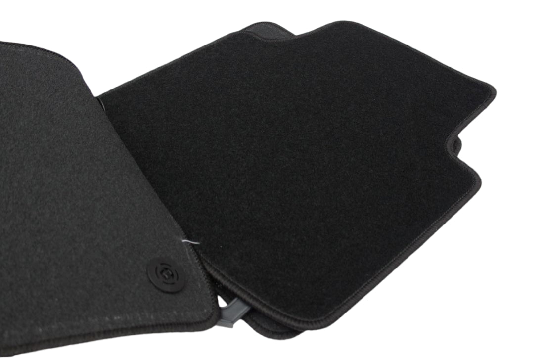 Мокетни стелки за Skoda Superb (2015+)