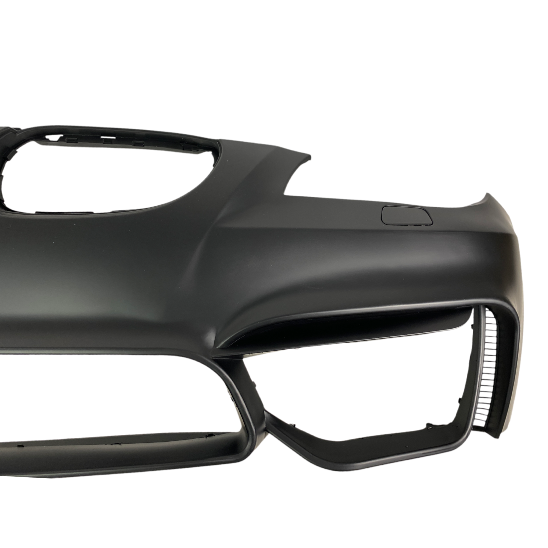 Предна броня за BMW E60 / E61 (2003-2010) - М4 дизайн без отвори за халоген