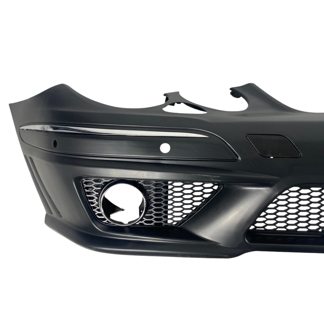 Предна тунинг броня за  Mercedes W211 E-Class (2006-2009) - AMG Design с отвори за парктроник