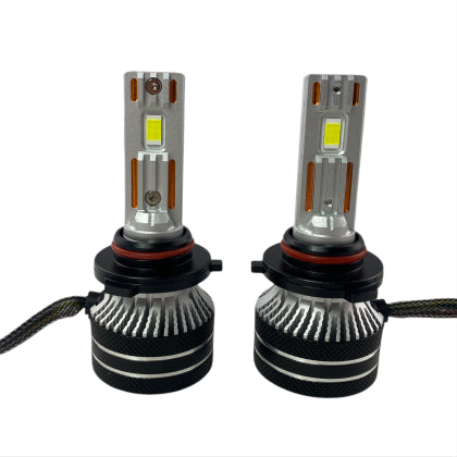 ЛЕД КРУШКИ - LED СИСТЕМА 9005 / HB3 STREETECH МОДЕЛ STN2 ЗА ФАРОВЕ - 150 000 ЛУКСА, 45W - CANBUS 6000K - 1500% ПОВЕЧЕ СВЕТЛИНА