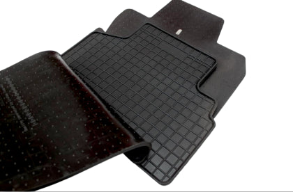 Гумени стелки за Infiniti Q50 (2013+)