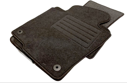 Мокетни стелки за Vw Passat B6 / B7 / 3С (2005-2014) с кръгли щипки