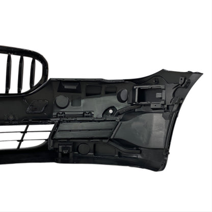 ПРЕДНА БРОНЯ ЗА BMW G30 (2020+) - М5 ДИЗАЙН С ОВТОРИ ЗА ПАРКТРОНИК И КАМЕРА