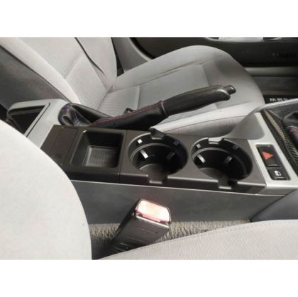 Поставка за чаши за BMW E46 - за две чаши