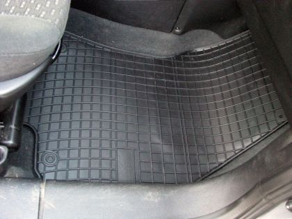 Гумени стелки Frogum за Opel Zafira A (1999-2005) – пасване по модел