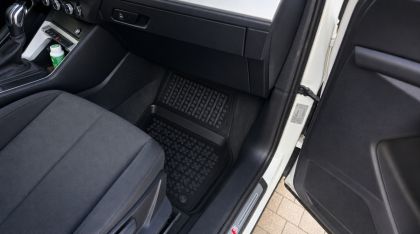 Гумени стелки Rezaw-Plast тип леген за Audi Q3 II 2018+ / Q3 Sportback 2019+