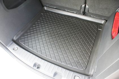 Гумирана стелка за багажник за Volkswagen Caddy Life (2004-2010) / Comfortline & Trendline Combi (2010+) 5 seats; boot walls insulated (plastic on boot walls)