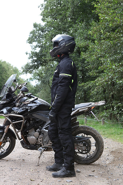 ЛЯТНО ЯКЕ MODEKA YANNIK AIR BLACK/YELLOW