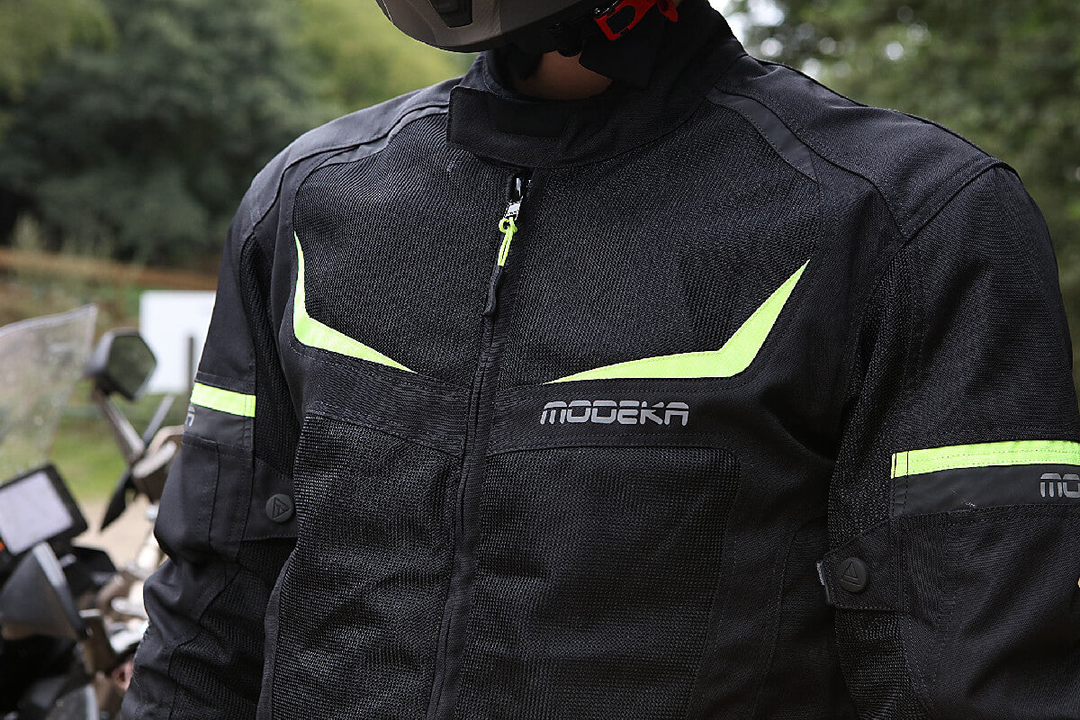 ЛЯТНО ЯКЕ MODEKA YANNIK AIR BLACK/YELLOW