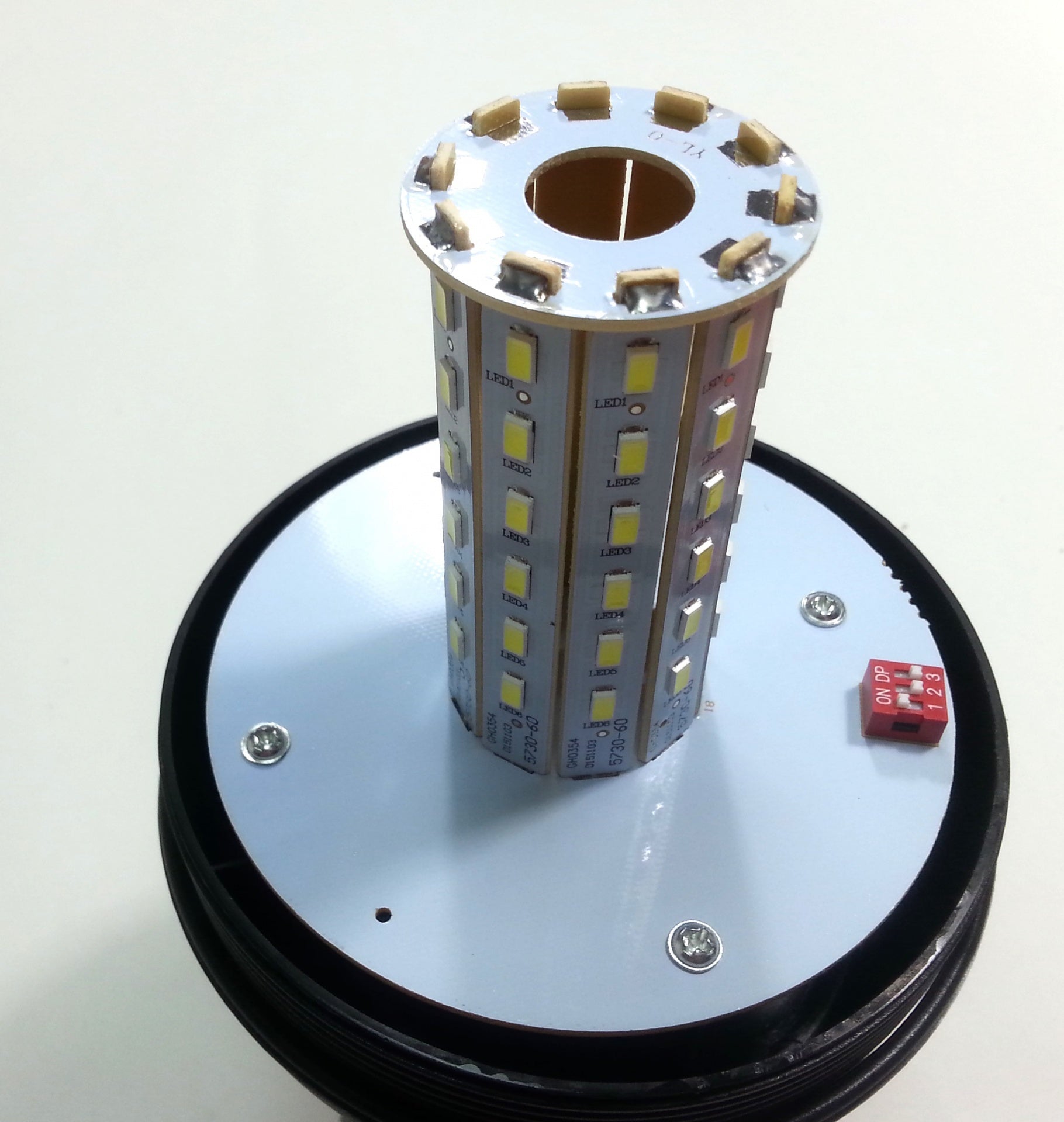 LED ЛЕД Аварийна/сигнална лампиа Маяк буркан 12/24V