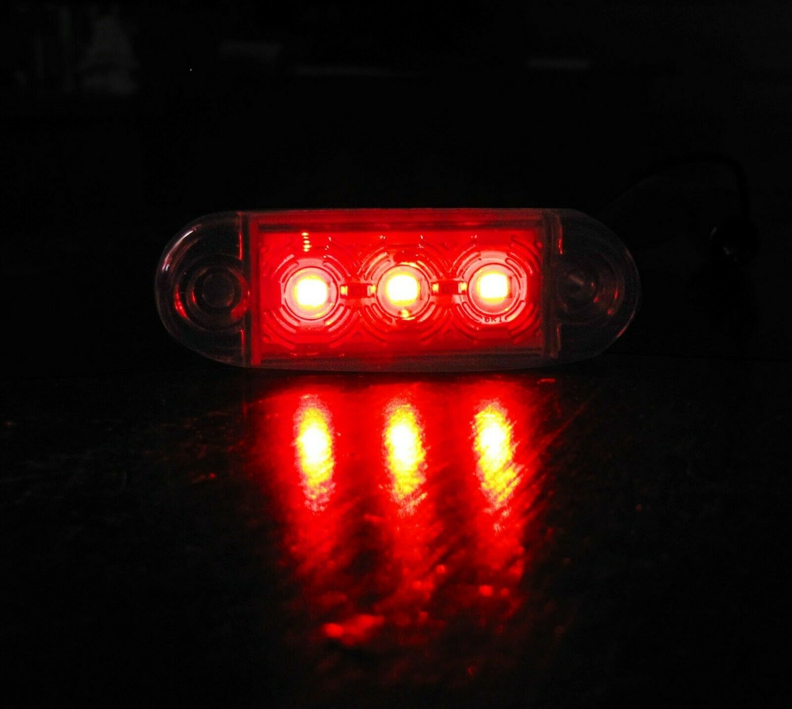 12V-24V - 3 LED заден маркер токос габарит - за бус платформа камион ремарке автобус - 65 мм х 10 мм - червен
