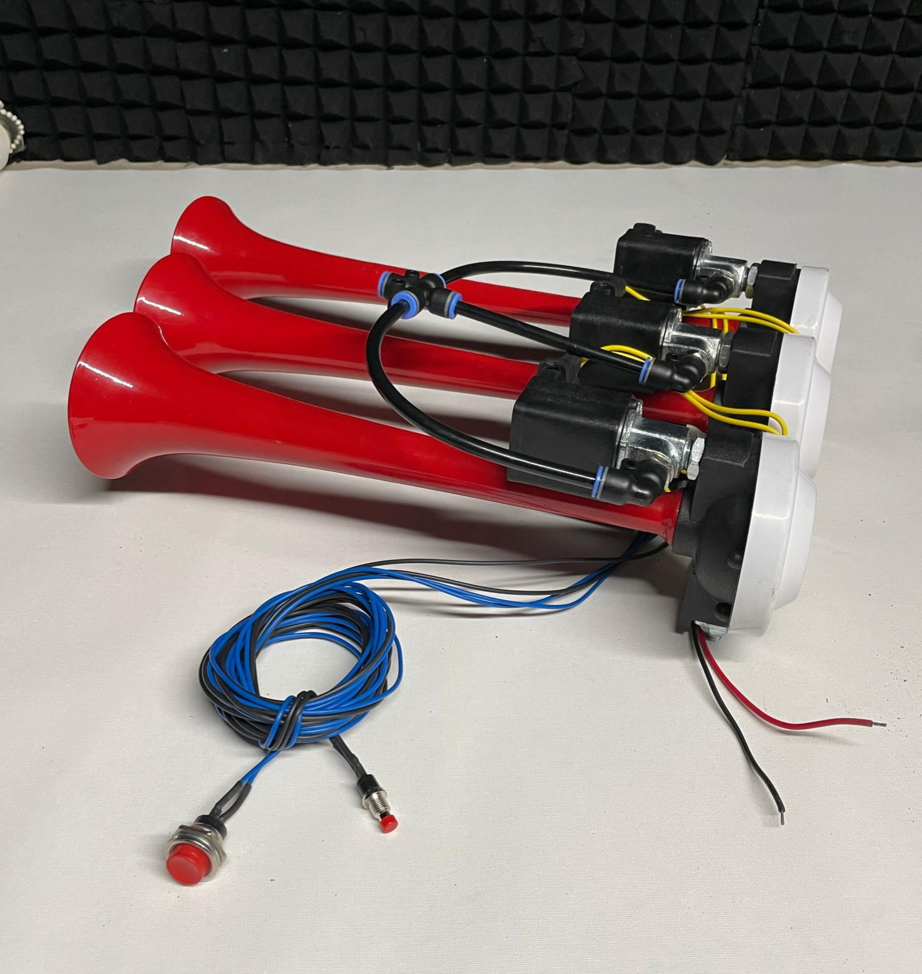 Музикална тромба клаксон HI-DO Baby Shark и още 12 мелодии за бус ван автомобил 12V, 125d, Червена