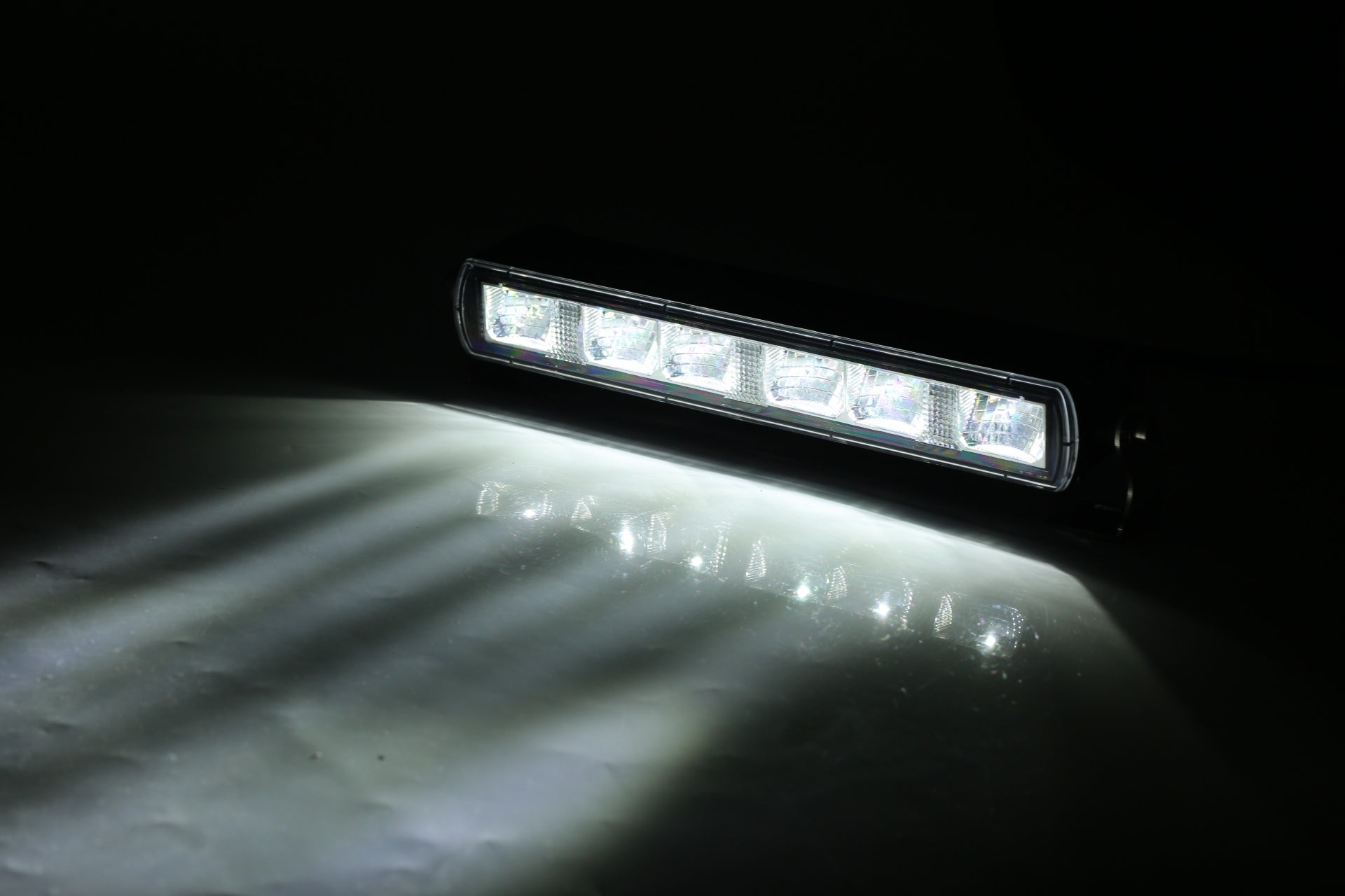28,4 См LED Лед Бар с Насоченa SPOT Светлина, Три Функции, Е-Mark, 30W, 2200lm, 12V-24V, Автомобил, АТВ, Джип, 4х4, SUV, Offroad, Камион