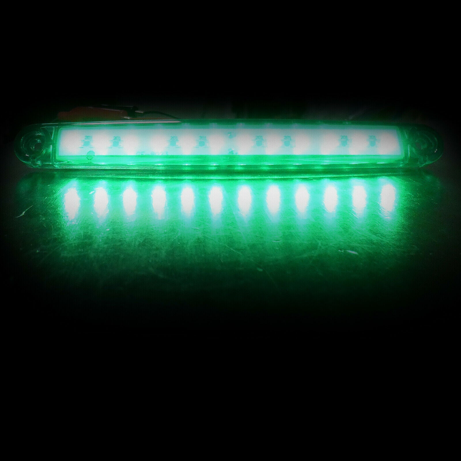 1 брой ЛЕД LED Зелен Диоден Маркер Габарит Токос със 12 светодиода за камион ремарке бус ван каравана платформа 12V