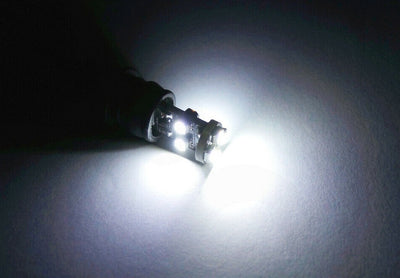 Комплкет от 2 броя LED Лед Диодни Крушки За Габарит Т10 W5W 8 SMD 12V Canbus - Error free Без грешки в Блистер