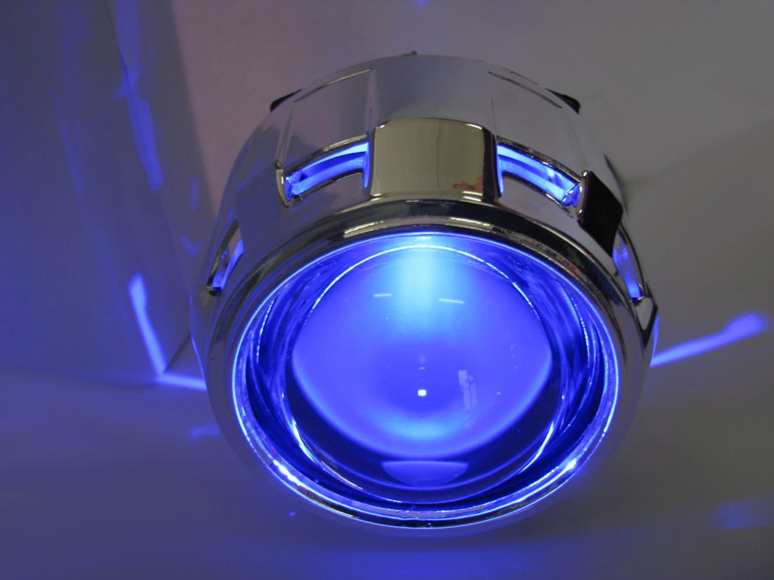 БИКСЕНОН ЛУПИ ЗА ВГРАЖДАНЕ MORIMOTO MINI 2.5"