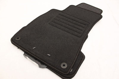Немски мокетни стелки за Audi A4 (B6/B7) - (2001-2007) - PETEX