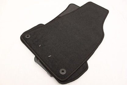 Немски мокетни стелки за Audi A4 (B6/B7) - (2001-2007) - PETEX