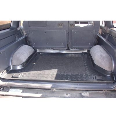 Стелка за багажник за Isuzu Trooper (1992-2002) / Opel Monterey - 5 seats