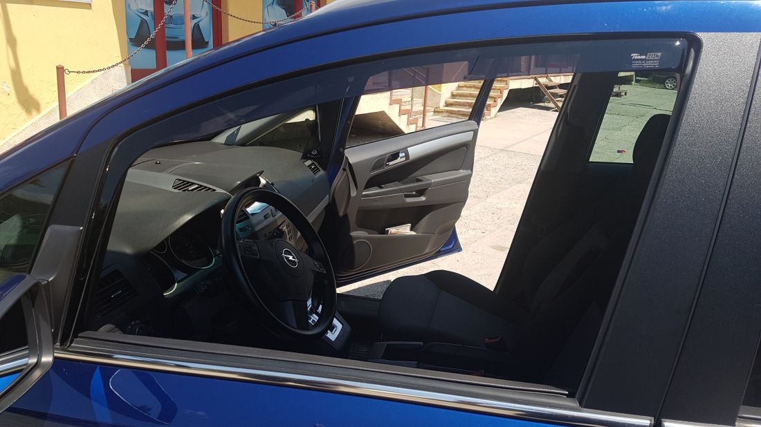ВЕТРОБРАНИ ЗА OPEL ZAFIRA B (2005-2011) - 2БР. ПРЕДНИ