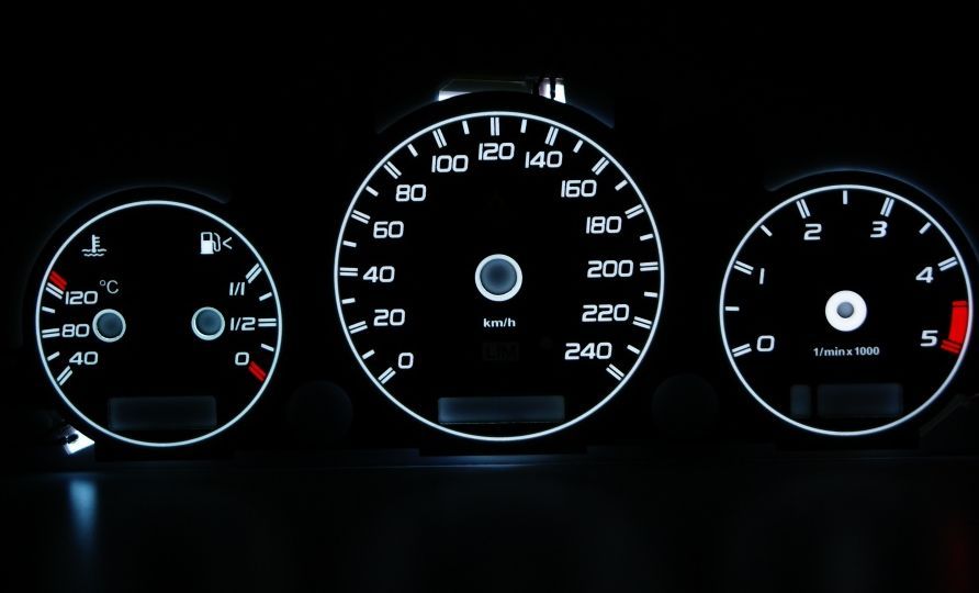 Плазмени циферблати MERCEDES ML W163 (98-03) бял