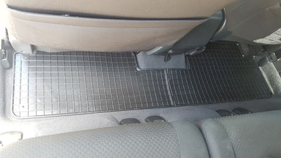 Гумени стелки Frogum за Toyota Corolla Verso (2004-2009) – пасване по модел