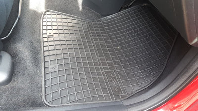 Гумени стелки Frogum за Honda Civic (2006-2012)-хечбек – пасване по модел