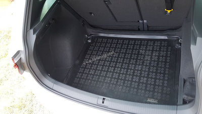 Гумена стелка за багажник Rezaw-Plast за Volkswagen Tiguan II 2015+ – горен под