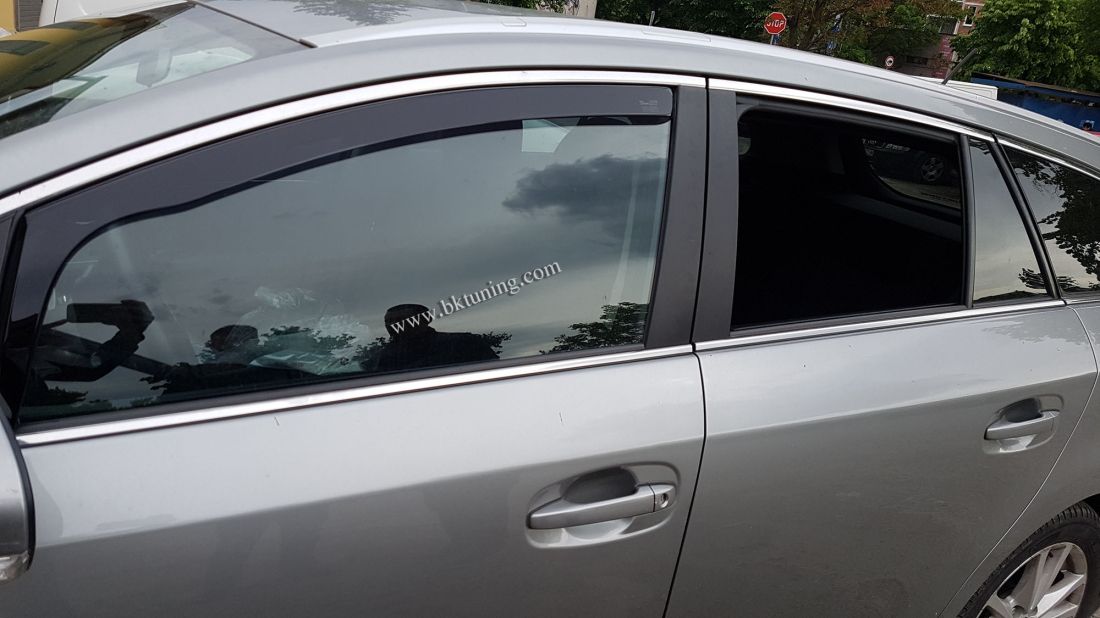 ВЕТРОБРАНИ ЗА TOYOTA AVENSIS (2009+) 5 ВРАТИ , SEDAN - 2БР. ПРЕДНИ