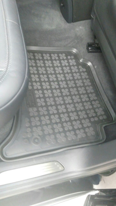 Гумени стелки Rezaw-Plast тип леген за VW Touareg 2010+ / Porsche Cayenne 2010+