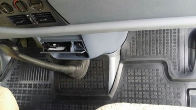 Гумени стелки Rezaw-Plast тип леген за Mercedes Sprinter 2000–2006