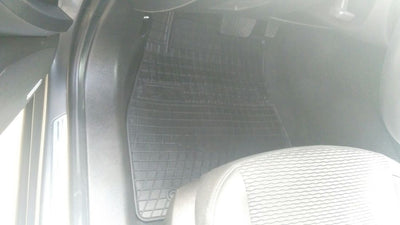 Гумени стелки Frogum за Opel Insignia (2008+)/Chevrolet Malibu (2012+) – пасване по модел