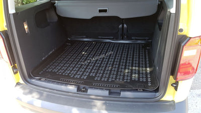 Гумена стелка за багажник Rezaw-Plast за Volkswagen Caddy 2004–2020 – с 5 места