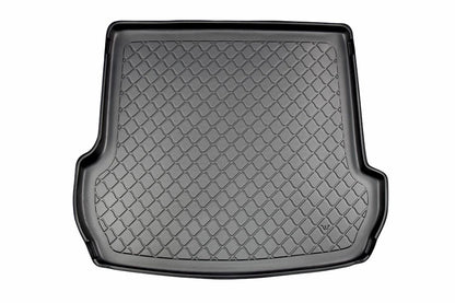 Гумирана стелка за багажник за Volkswagen Golf 4 Combi / Bora Combi (1998-2007) - Над кората на пода Up