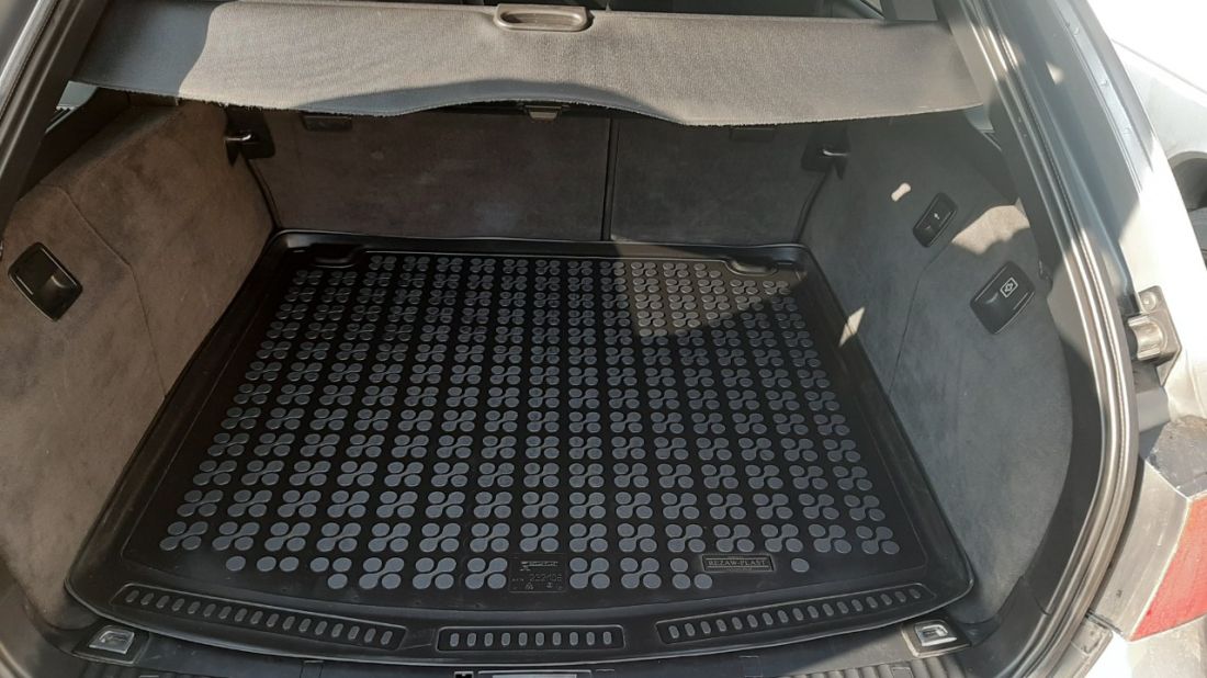 ГУМЕНА СТЕЛКА ЗА БАГАЖНИК ЗА BMW 5 E61 (2004 - 2010) COMBI - REZAW PLAST