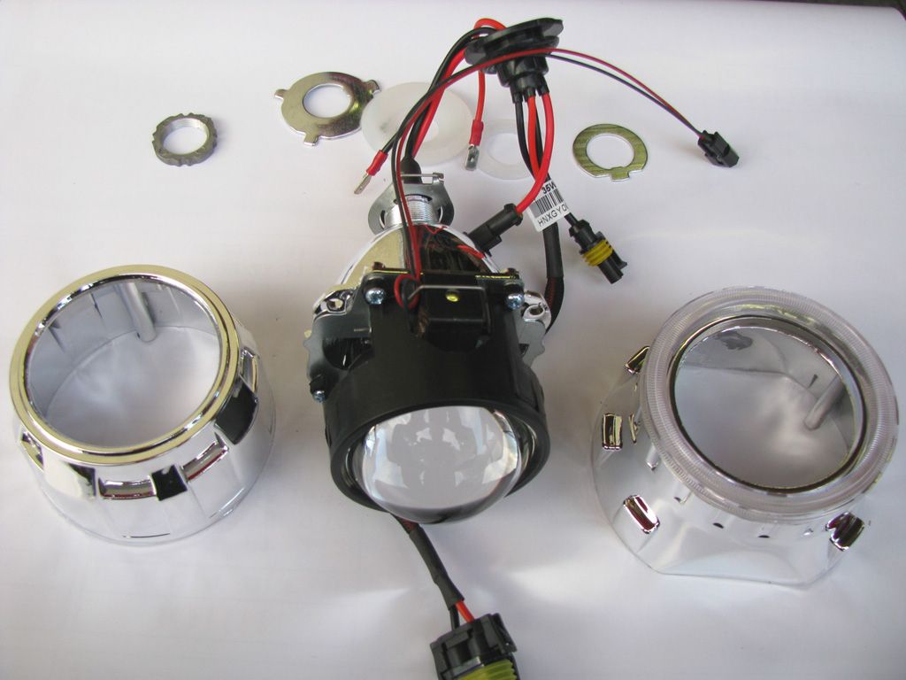 БИКСЕНОН ЛУПИ ЗА ВГРАЖДАНЕ MORIMOTO MINI 2.5"