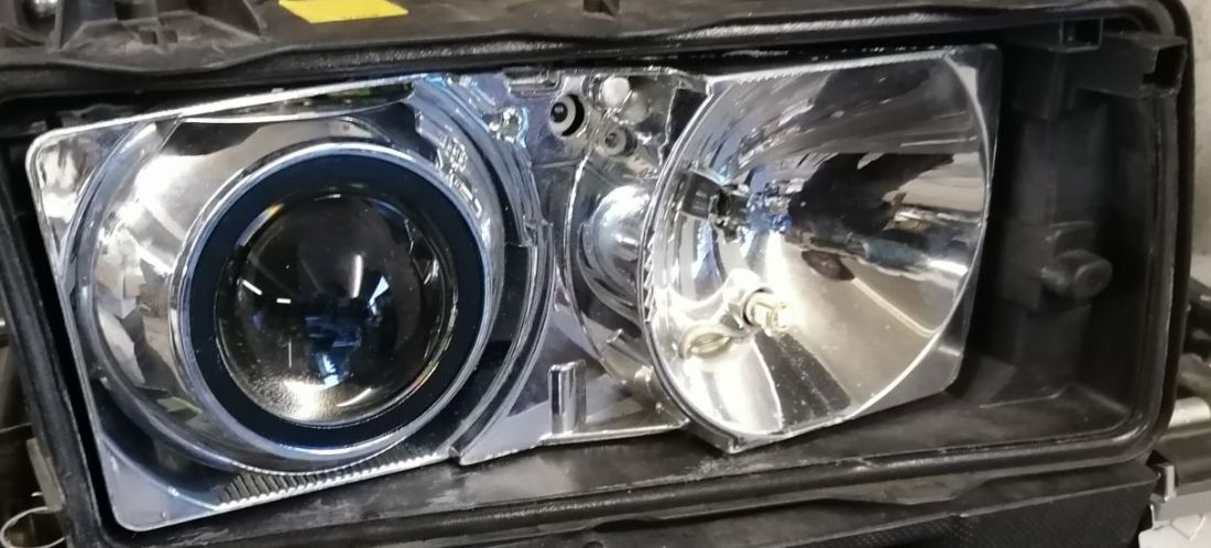 Капачки за лупи 2.5" Audi Design, полукръгла хром с черно D=13cm