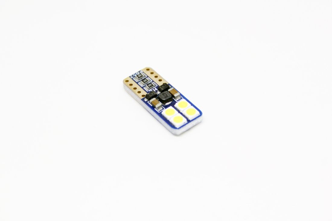 Диодна крушка Т10 с 8 smd 3030 12-30V - Canbus