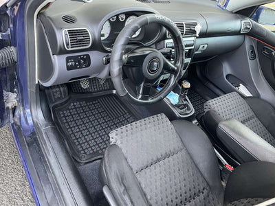 Гумени стелки Rezaw-Plast тип леген за Golf 4 / VW Bora / Beetle / Jetta / Skoda Octavia 1 1997–2010 / Seat Leon / Seat Toledo 1999–2005