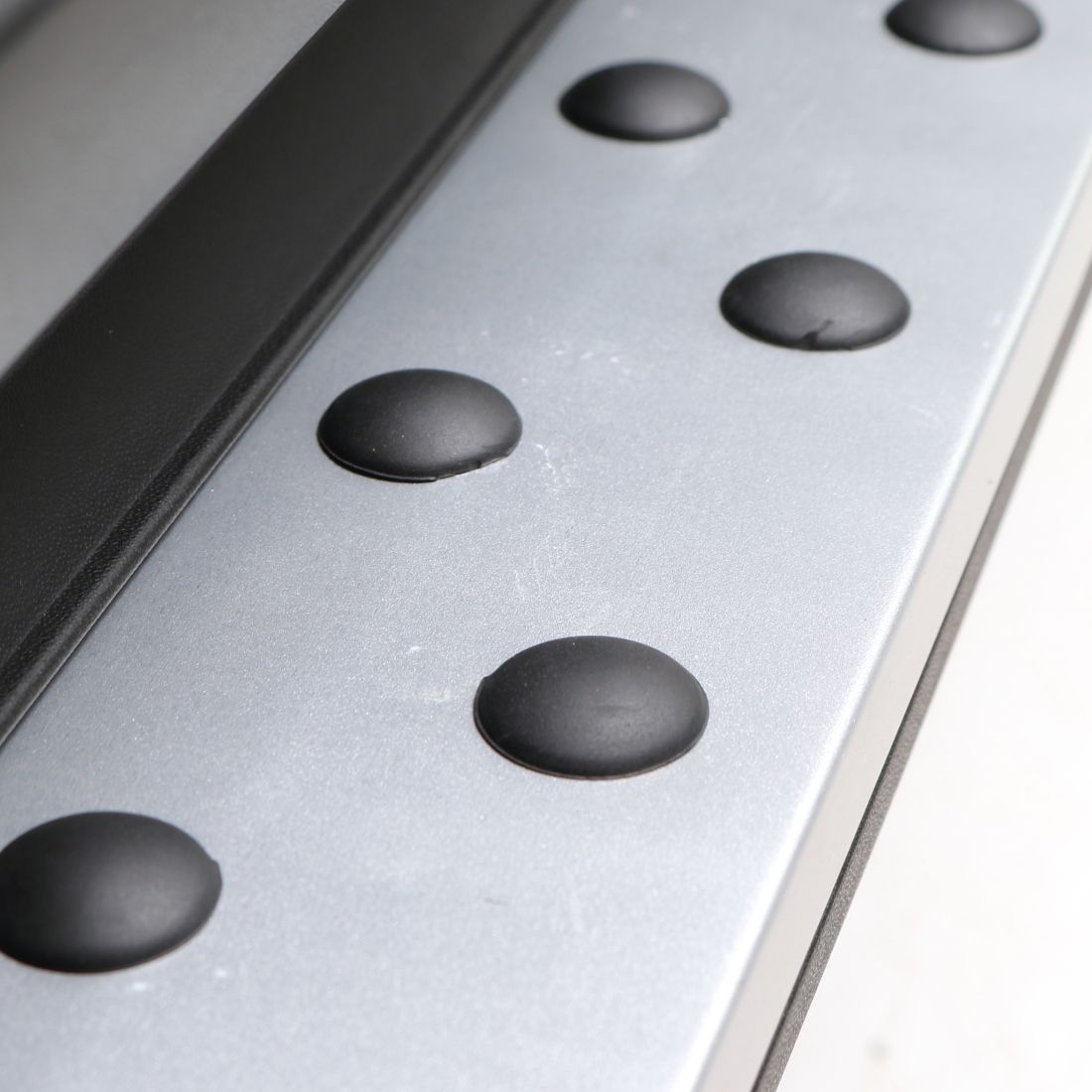 Степенки за Hyundai Tucson (2004-2012) - BMW Дизайн