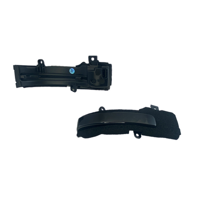 Диодни мигачи за странични огледала за Mitsubishi ASX, L200 (2005+), Pajero, Pajero Sport (2008+), Outlander (2012+) - опушени с бягащ мигач